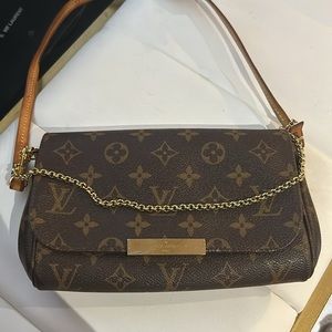100% Authentic Louis Vuitton Favorite PM Monogram.